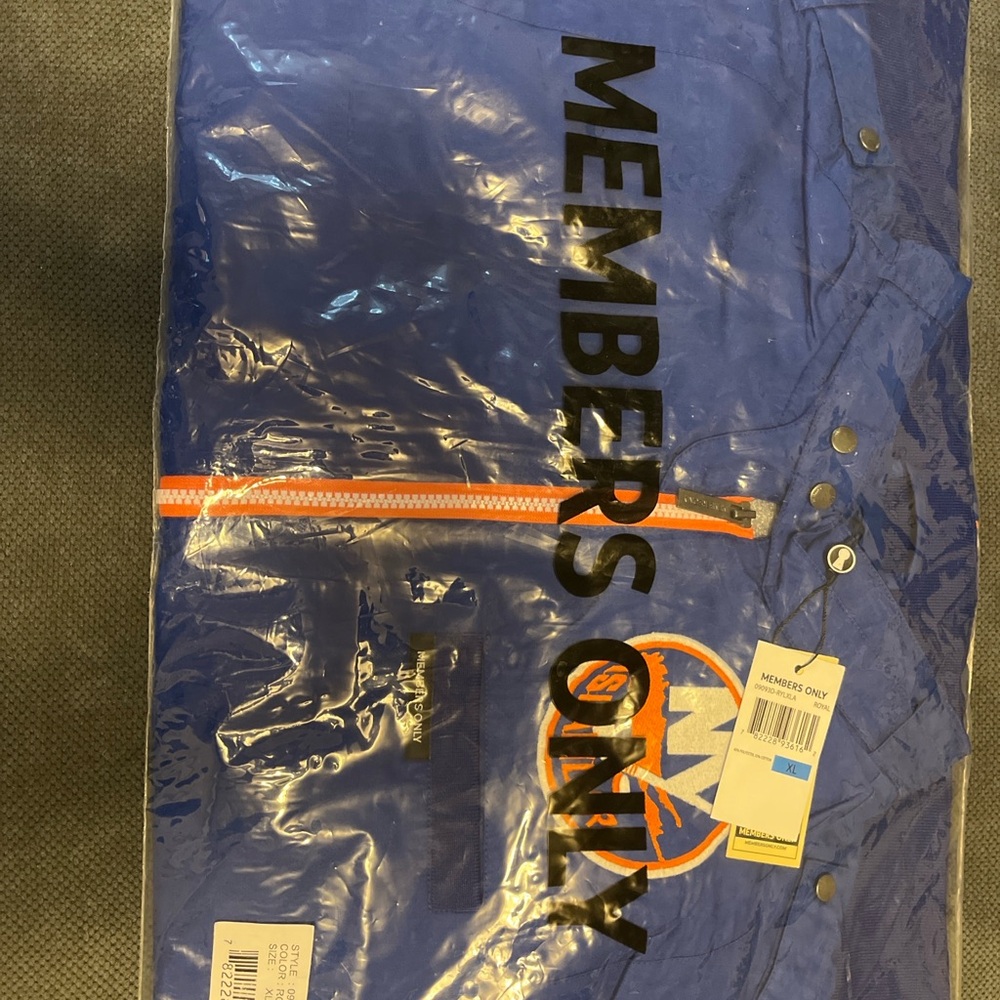 Members Only New York Islanders Royal Blue Zip Jacket XL NWT